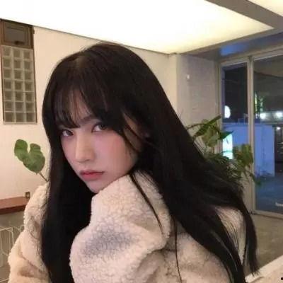 娱乐吃瓜酱晚归女生